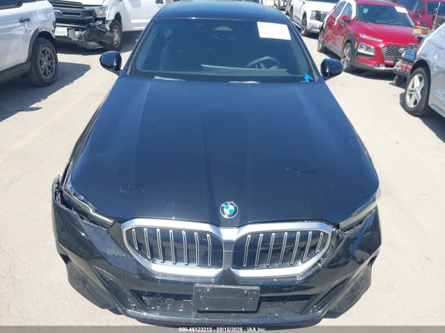2024 BMW 530I 12