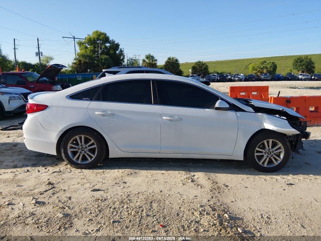 2017 HYUNDAI SONATA SE 14
