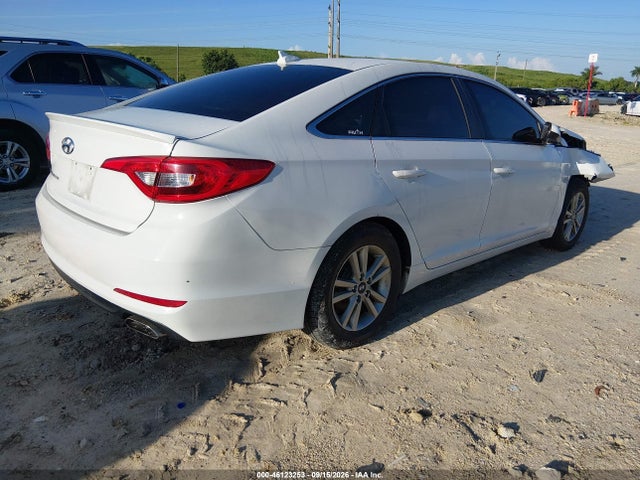 2017 HYUNDAI SONATA SE 4
