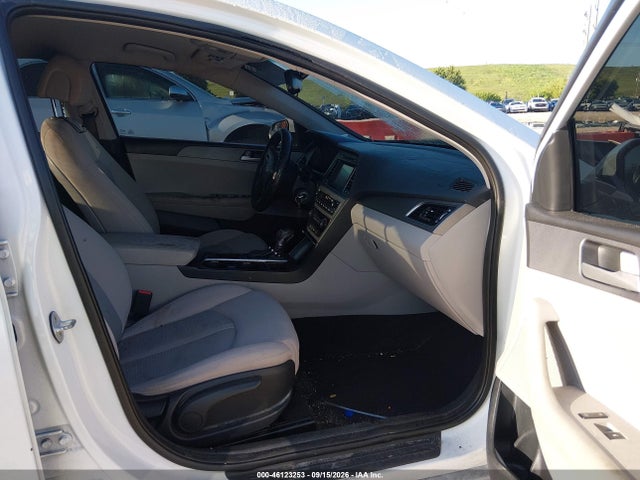 2017 HYUNDAI SONATA SE 5