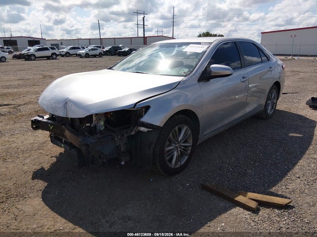 2017 TOYOTA CAMRY SE 2