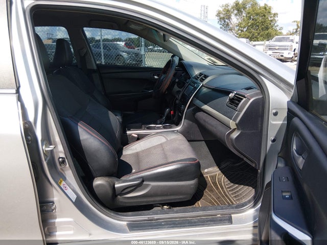 2017 TOYOTA CAMRY SE 5