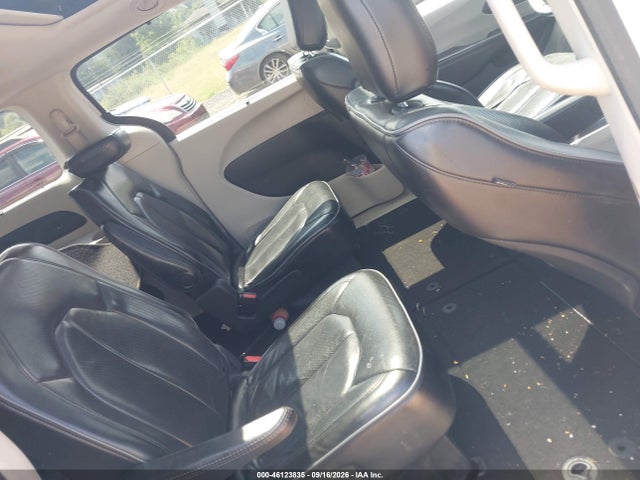 2020 CHRYSLER PACIFICA LIMITED 8