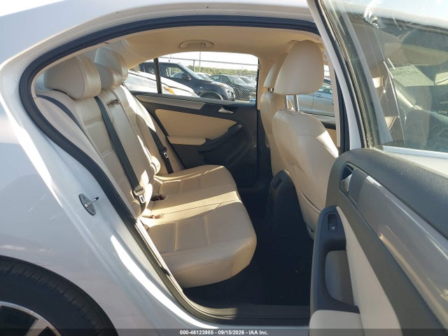 2017 VOLKSWAGEN JETTA 1.4T SE 8