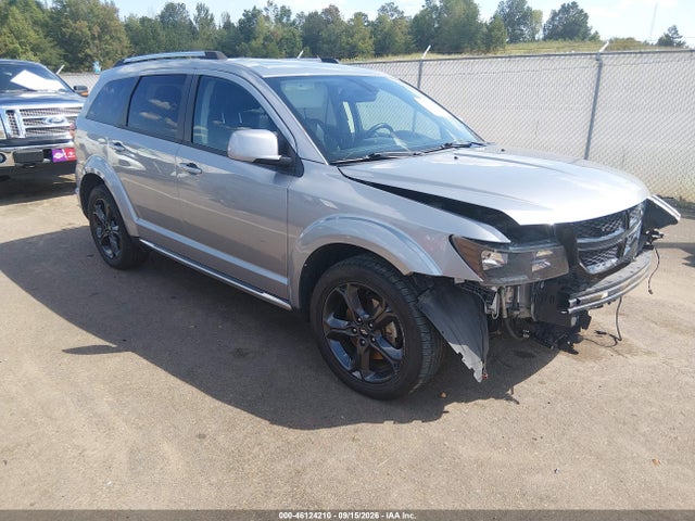 2020 Dodge Journey Crossroad
