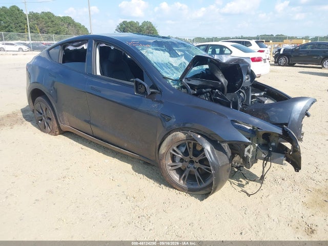 2025 Tesla Model Y Long Range Dual Motor Rear-Wheel Drive