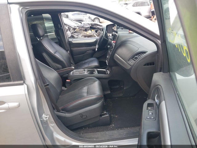 2018 DODGE GRAND CARAVAN GT 5
