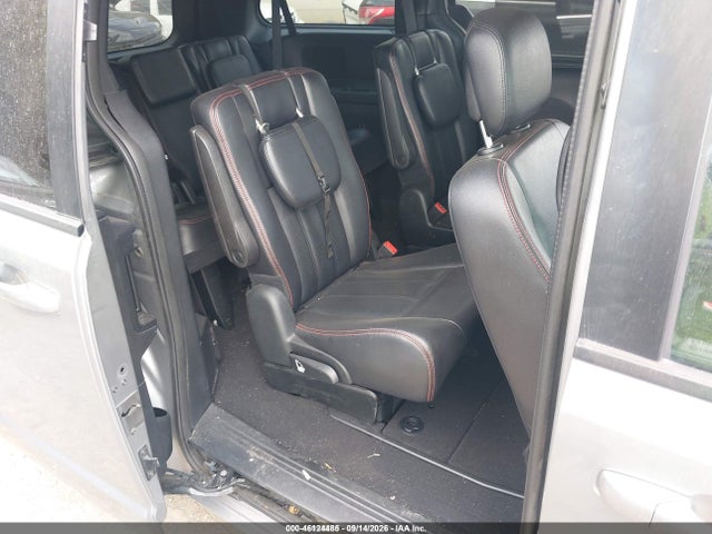 2018 DODGE GRAND CARAVAN GT 8