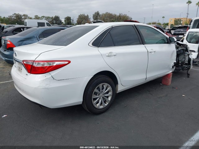 2017 TOYOTA CAMRY LE 4