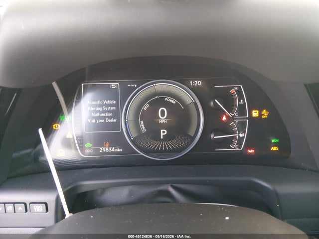 2025 LEXUS ES 300H 7