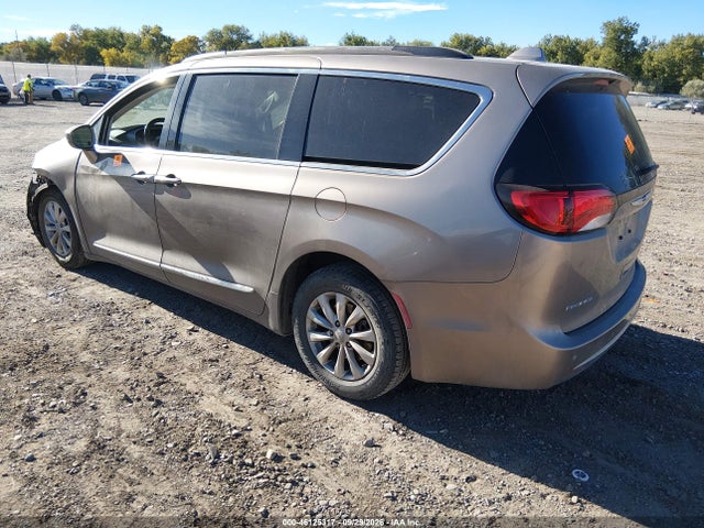 2017 CHRYSLER PACIFICA TOURING-L 3
