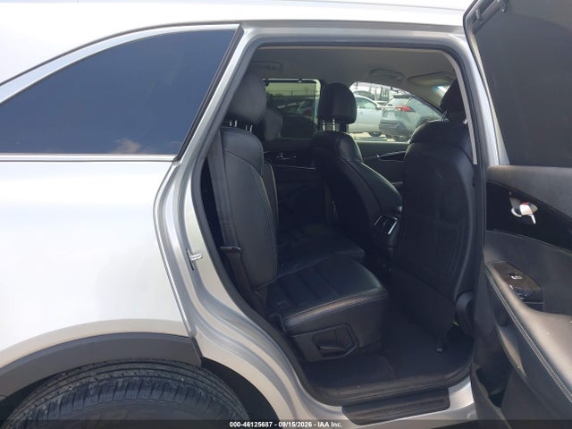 2017 KIA SORENTO 3.3L EX 8