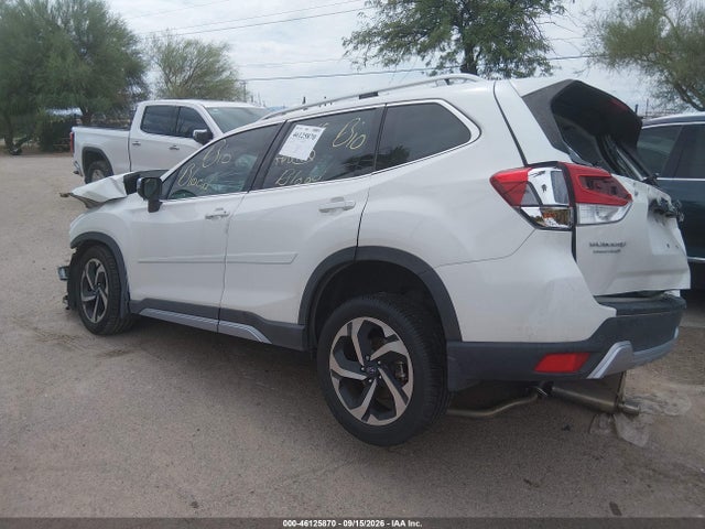 2023 SUBARU FORESTER TOURING 3