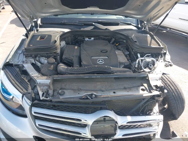 2018 MERCEDES-BENZ GLC 300 4MATIC 10