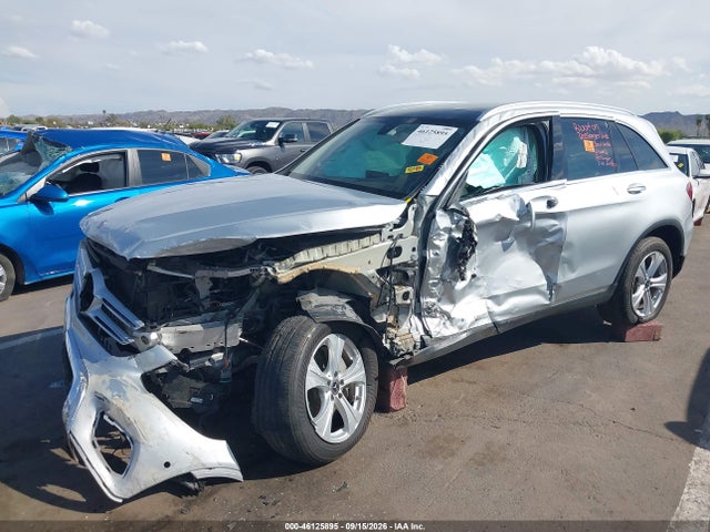 2018 MERCEDES-BENZ GLC 300 4MATIC 2