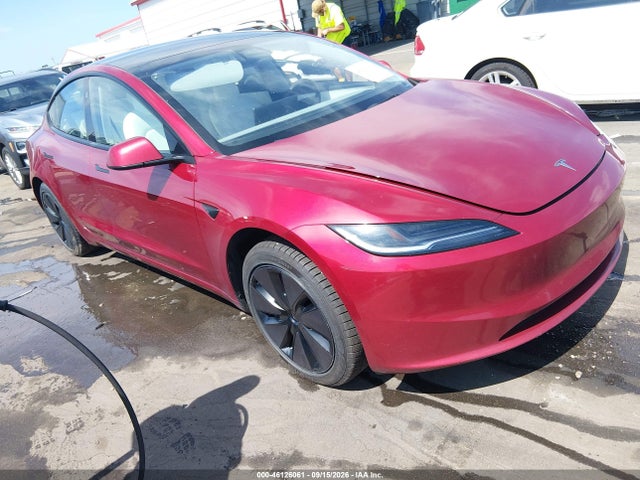 2025 Tesla Model 3 Long Range Rear-Wheel Drive/Standard Rear-Wheel Drive