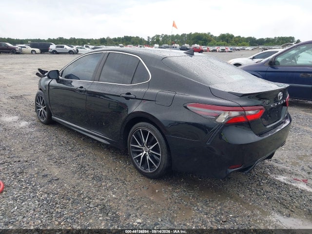2021 TOYOTA CAMRY SE 3