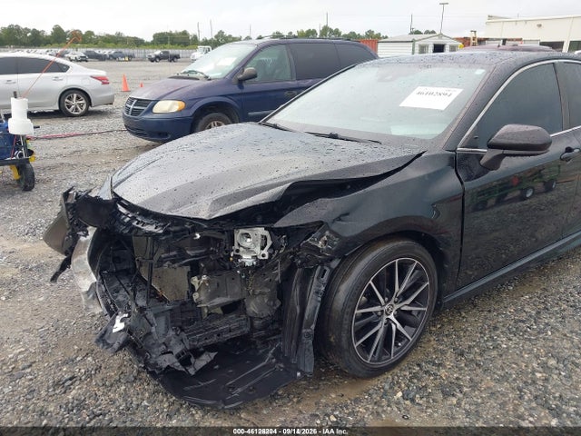 2021 TOYOTA CAMRY SE 6