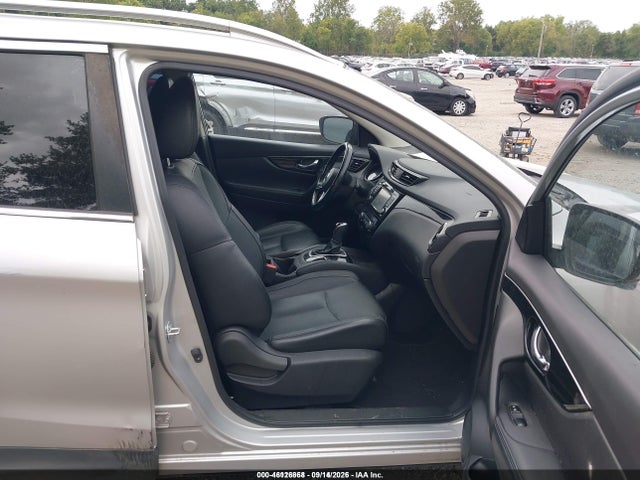2017 NISSAN ROGUE SPORT SL 5