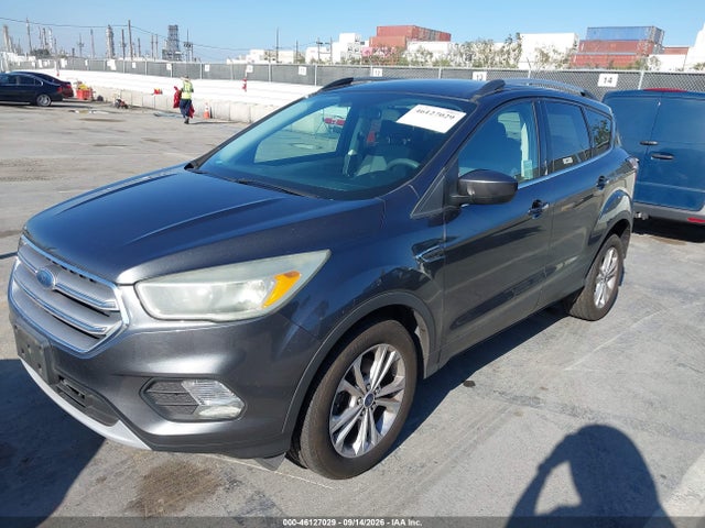 2017 FORD ESCAPE SE 6