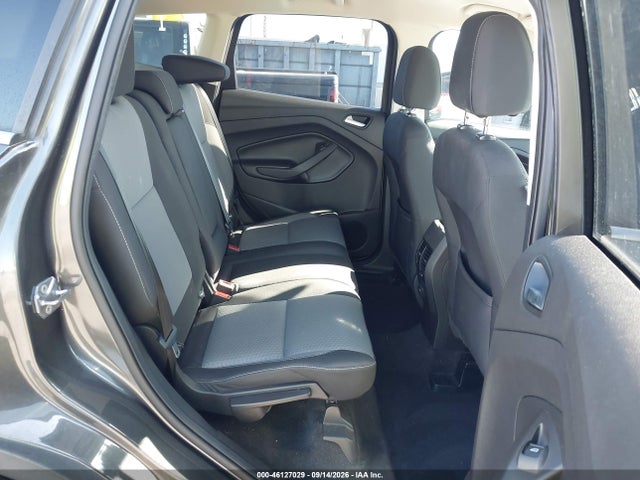 2017 FORD ESCAPE SE 8