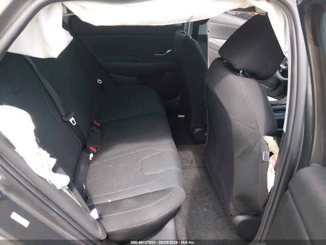 2025 HYUNDAI ELANTRA SE 8