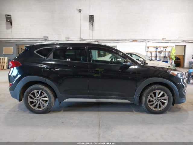2017 HYUNDAI TUCSON SE PLUS 13