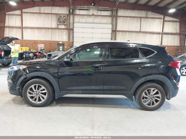 2017 HYUNDAI TUCSON SE PLUS 14