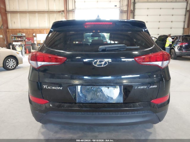2017 HYUNDAI TUCSON SE PLUS 16