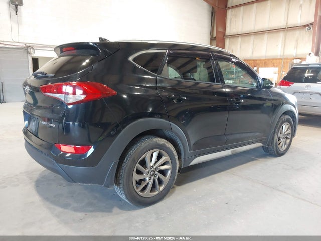 2017 HYUNDAI TUCSON SE PLUS 4