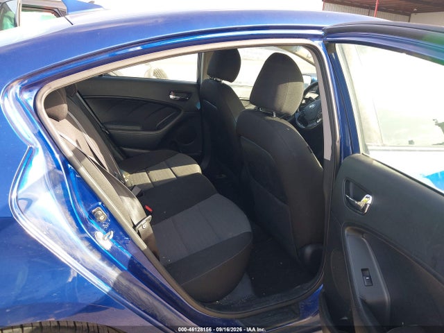 2018 KIA FORTE S 8