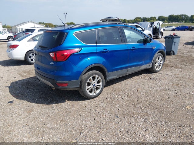 2019 FORD ESCAPE SEL 4
