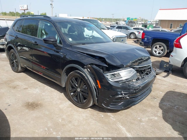 2022 Volkswagen Tiguan 2.0T SE R-Line Black