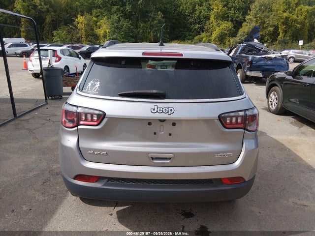 2021 JEEP COMPASS LATITUDE 4X4 17