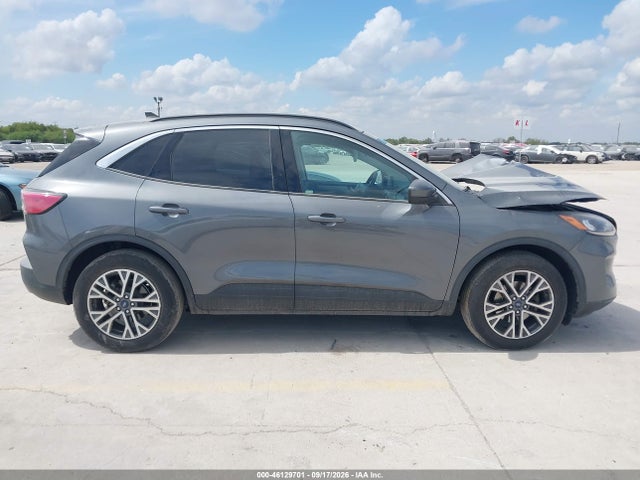 2021 FORD ESCAPE SEL 13