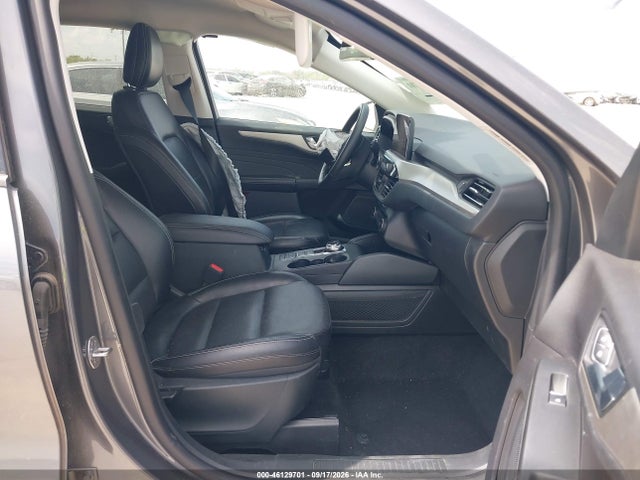 2021 FORD ESCAPE SEL 5