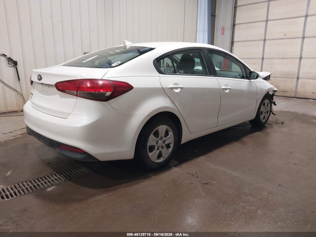 2017 KIA FORTE LX 4