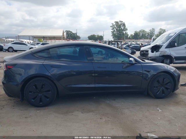2025 Tesla MODEL 3 LONG RANGE REAR-WHEEL DRIVE/STANDARD REAR- 照片 13