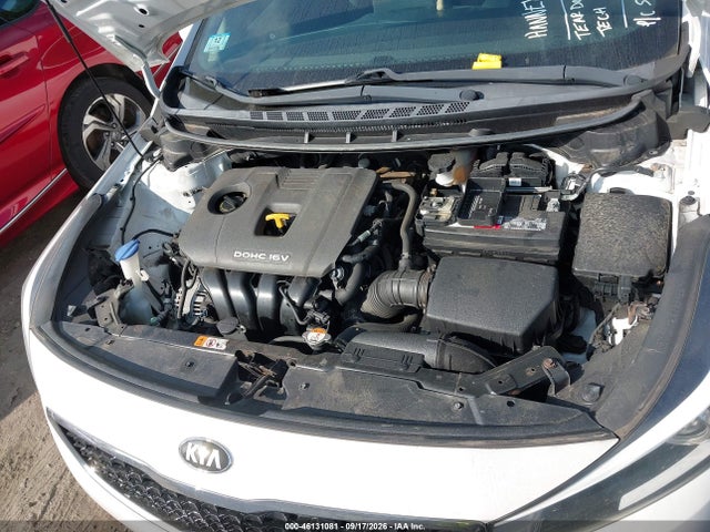 2017 KIA FORTE LX 10