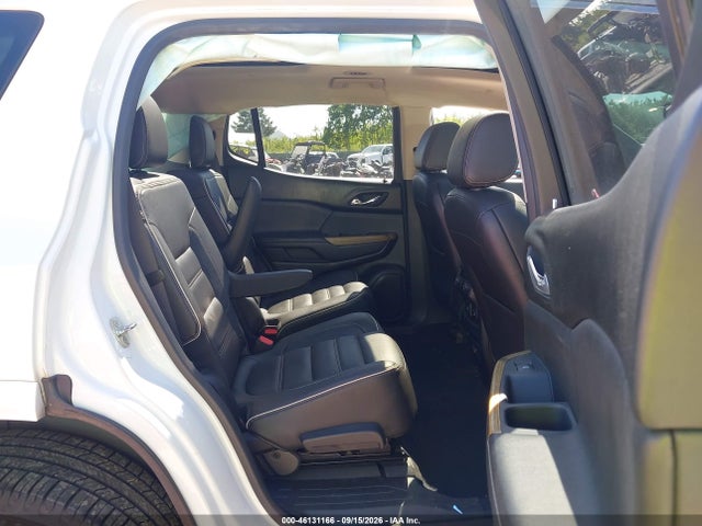 2017 GMC ACADIA DENALI 8
