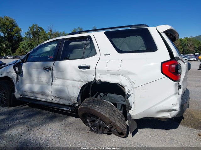 2025 TOYOTA 4RUNNER SR5 14
