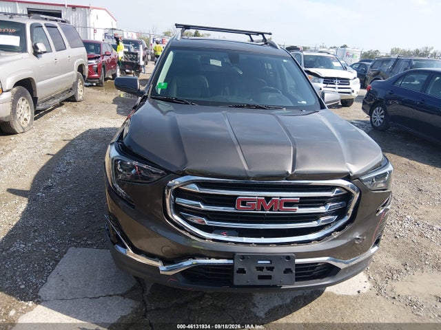 2019 GMC TERRAIN SLT 13