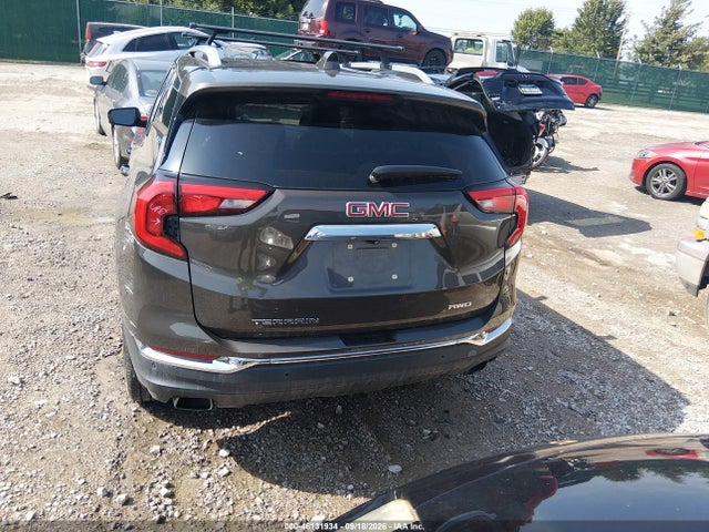 2019 GMC TERRAIN SLT 17