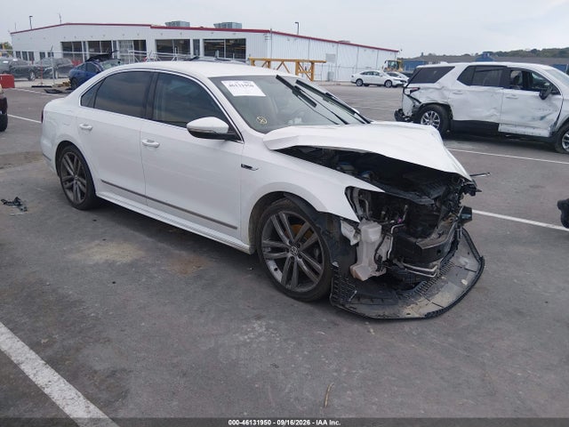 2017 VOLKSWAGEN PASSAT 1.8T R-LINE