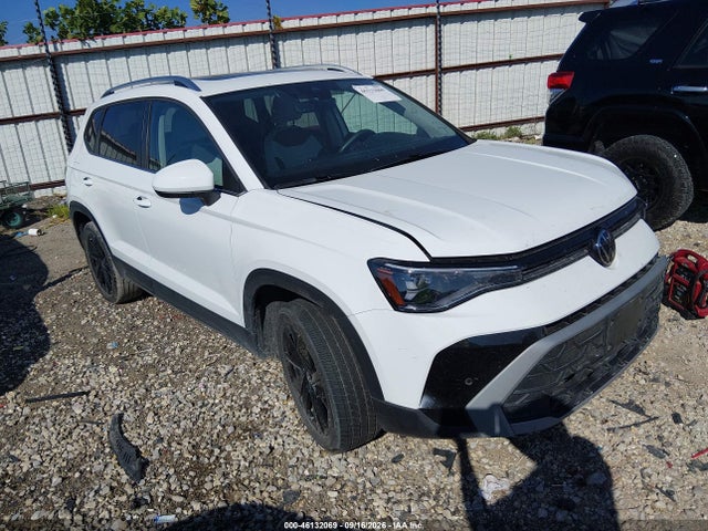 2025 Volkswagen Taos 1.5T SE
