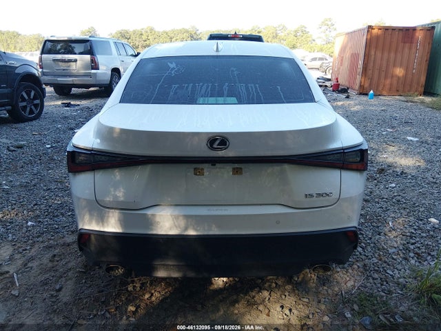 2023 LEXUS IS 300 16