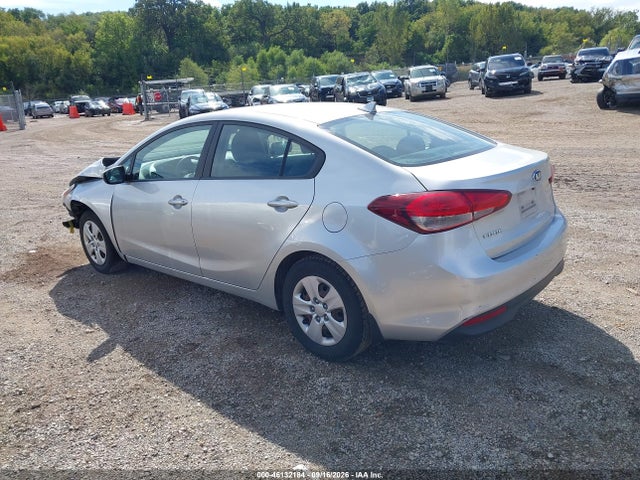 2017 KIA FORTE LX 3