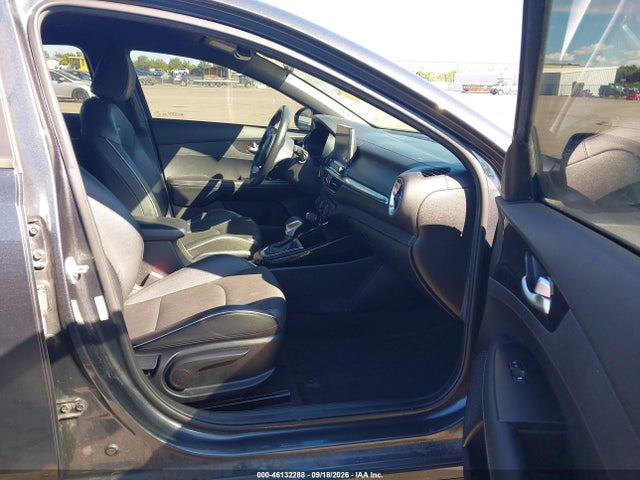 2021 KIA FORTE GT-LINE 5