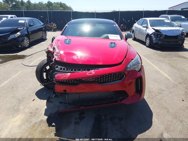 2018 KIA STINGER GT2 12
