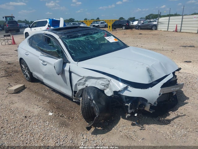 2022 Genesis G70 2.0T RWD